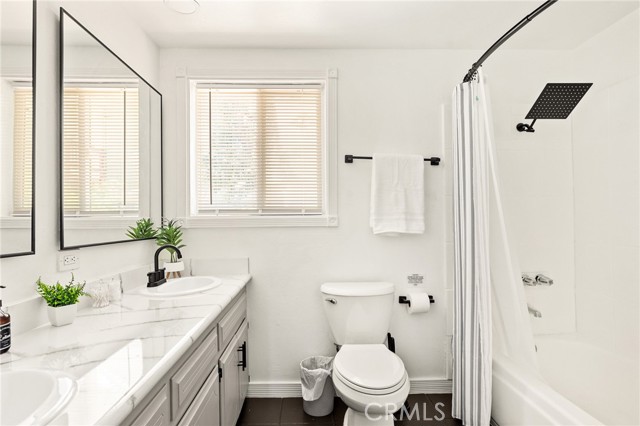 1296 Calgary Drive, Lake Arrowhead CA: https://media.crmls.org/medias/114d4ba1-540f-4185-a69c-31006c4ccb05.jpg