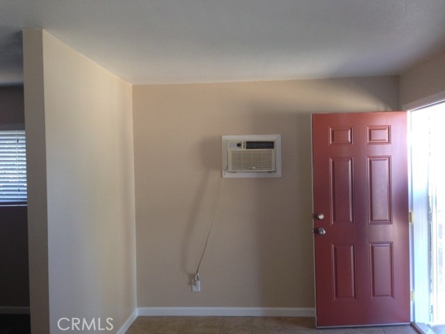 Image 2 of 9 For 921 5th Street B