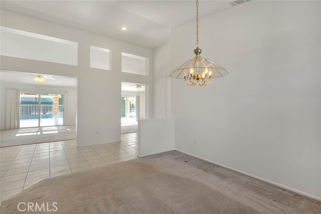 Detail Gallery Image 15 of 60 For 19149 Catalina, Apple Valley,  CA 92308 - 4 Beds | 3/1 Baths