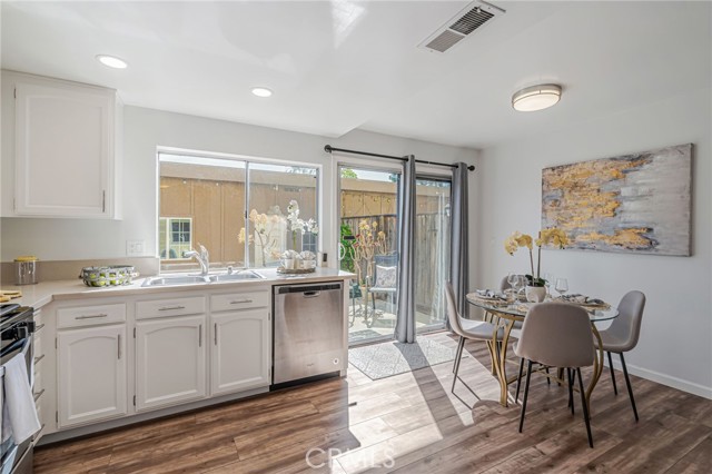 Detail Gallery Image 12 of 42 For 762 Dragonfly Ct, San Jose,  CA 95133 - 2 Beds | 1/1 Baths