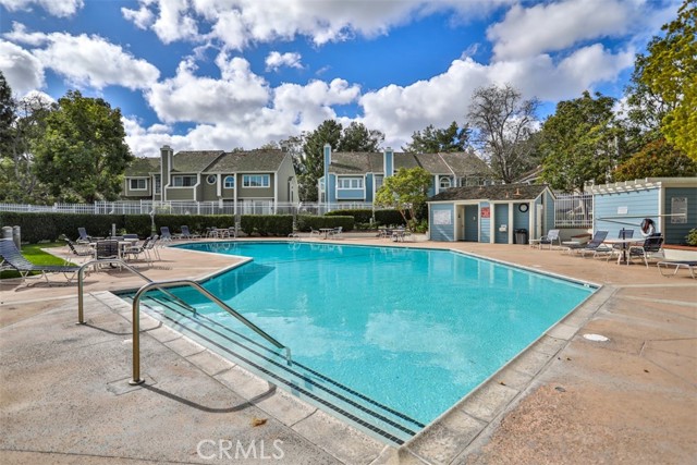 6032 Avenida De Castillo, Long Beach CA: https://media.crmls.org/medias/114f8c60-1eb8-4417-bf97-9e6b899b531e.jpg