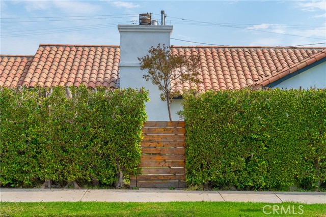 Detail Gallery Image 3 of 45 For 932 S Cloverdale Ave, Los Angeles,  CA 90036 - 3 Beds | 3 Baths