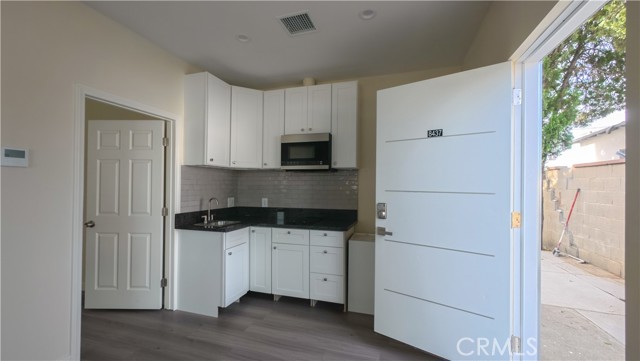 Detail Gallery Image 14 of 70 For 11615 Rincon, Sylmar,  CA 91342 - 3 Beds | 2 Baths