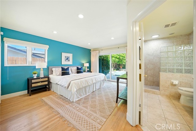1210 Los Altos Avenue, Long Beach CA: https://media.crmls.org/medias/115070d4-1c55-4ff9-a1de-b123146c8f20.jpg