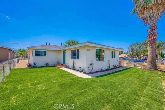 Image 3 for 3954 Ellis St, Corona, CA 92879