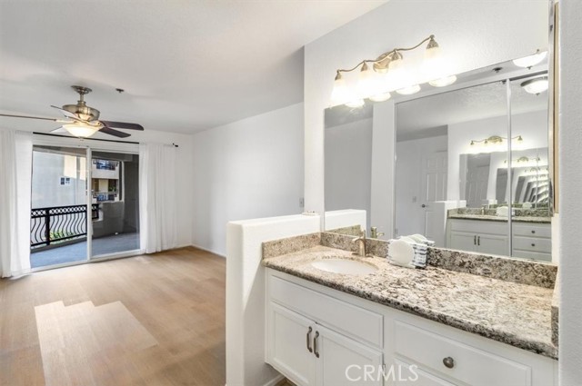 Detail Gallery Image 36 of 41 For 400 Lake St #208, Huntington Beach,  CA 92648 - 2 Beds | 2 Baths