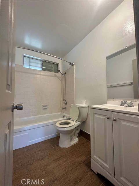 Detail Gallery Image 10 of 12 For 2406 Angela #4,  Pomona,  CA 91766 - 1 Beds | 1 Baths