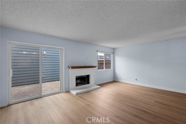 Detail Gallery Image 9 of 34 For 15735 Nordhoff St #36,  North Hills,  CA 91343 - 2 Beds | 2/1 Baths