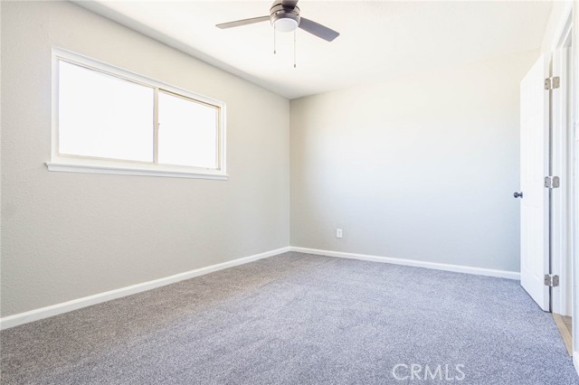 35277 Walnut Street, Barstow CA: https://media.crmls.org/medias/1151c17d-bc3c-4dce-8359-0ea7eeed82a9.jpg