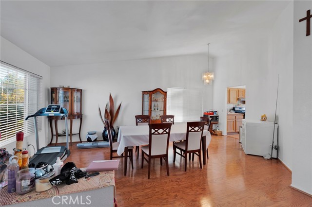 11117 Villa, Adelanto CA: https://media.crmls.org/medias/1151f4bf-071c-4973-b0ae-80411caf6c2d.jpg