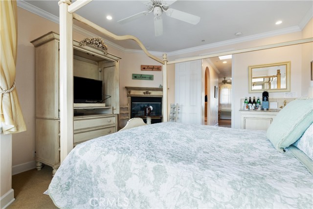 95 S Ocean Avenue, Cayucos CA: https://media.crmls.org/medias/11524779-8d13-41a0-8dae-a69e8ed303f2.jpg
