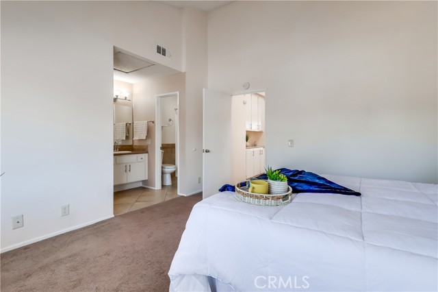 Detail Gallery Image 49 of 59 For 7302 Bright Ave #B,  Whittier,  CA 90602 - 2 Beds | 3 Baths