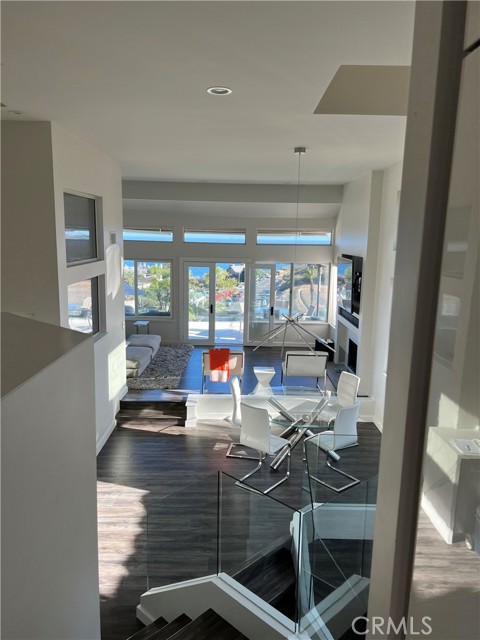 87 Palm Beach Court, Dana Point CA: https://media.crmls.org/medias/1152664b-7210-4dd9-993e-3000f8bdf8cf.jpg