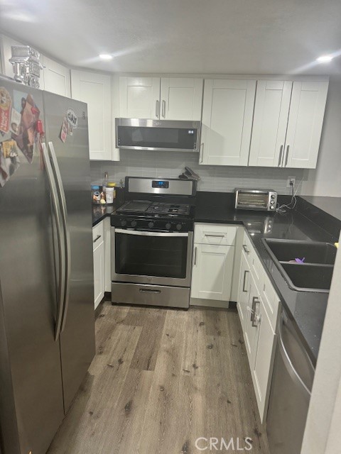 Detail Gallery Image 12 of 37 For 18209 Sierra #30,  Canyon Country,  CA 91351 - 2 Beds | 2 Baths