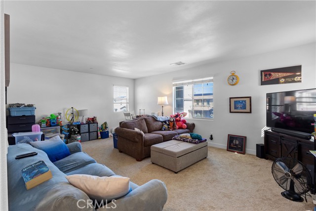 Detail Gallery Image 16 of 33 For 5762 Verde Way, Banning,  CA 92220 - 5 Beds | 3 Baths