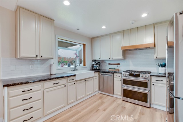 Detail Gallery Image 17 of 42 For 3501 N Tamarind Ave, Rialto,  CA 92377 - 4 Beds | 2 Baths