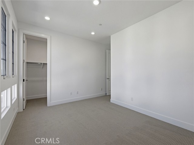27627 Juniper Lane, Valencia CA: https://media.crmls.org/medias/1154ce19-6c52-42cc-a873-55a1793d91b8.jpg