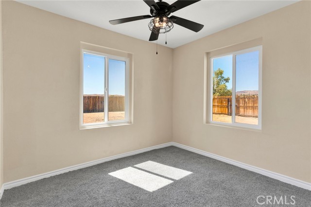 29246 Radio Rd, Barstow CA: https://media.crmls.org/medias/1155acc1-5702-4158-a9e5-31dd93401fc0.jpg