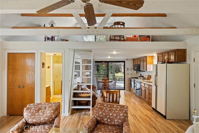 Detail Gallery Image 4 of 47 For 8002 Humboldt Rd, Butte Meadows,  CA 95942 - 2 Beds | 1 Baths