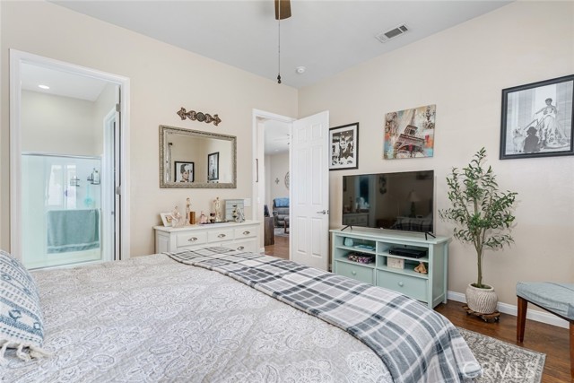 Detail Gallery Image 14 of 42 For 19493 Tor Hill, Apple Valley,  CA 92308 - 2 Beds | 2 Baths