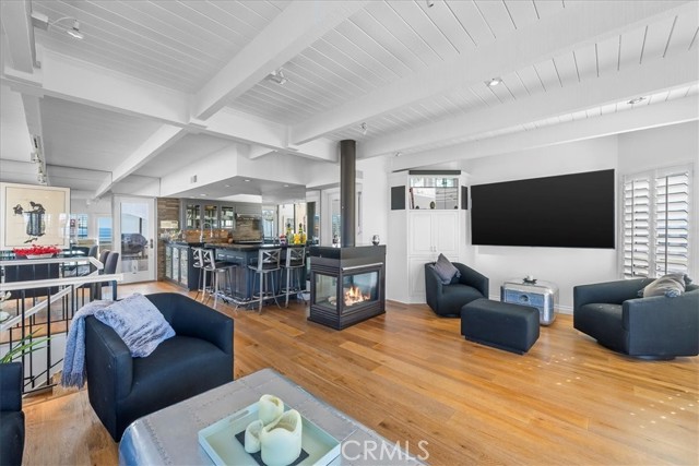 Detail Gallery Image 8 of 50 For 712 Highland Ave, Manhattan Beach,  CA 90266 - 3 Beds | 4 Baths