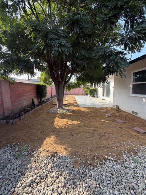 Detail Gallery Image 16 of 17 For 1804 E South, Anaheim,  CA 92805 - 3 Beds | 2/1 Baths