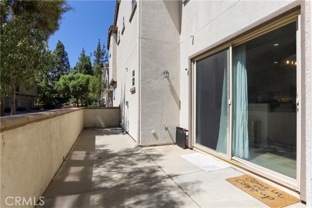 Detail Gallery Image 12 of 17 For 974 Sweetbriar Ln a,  Azusa,  CA 91702 - 3 Beds | 3 Baths