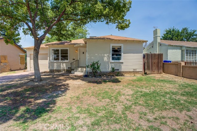 Detail Gallery Image 1 of 1 For 612 Ray St, Bakersfield,  CA 93308 - 2 Beds | 1 Baths