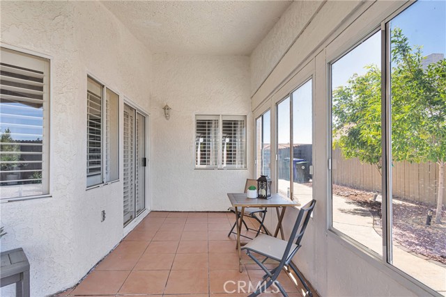13950 High Falls Trail, Apple Valley CA: https://media.crmls.org/medias/11580a1e-763d-4d5e-b8f1-6d94a54dacdf.jpg