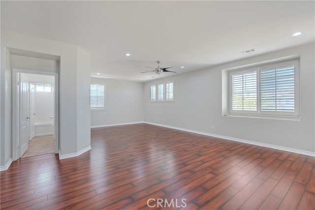 12790 Golden Leaf Drive, Rancho Cucamonga CA: https://media.crmls.org/medias/11584a52-f424-467c-ad8e-3a555b2519c3.jpg