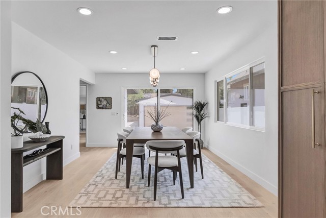 808 S Los Robles Avenue, Pasadena CA: https://media.crmls.org/medias/1159266e-ca7c-4e3a-826a-c7305c59a2db.jpg