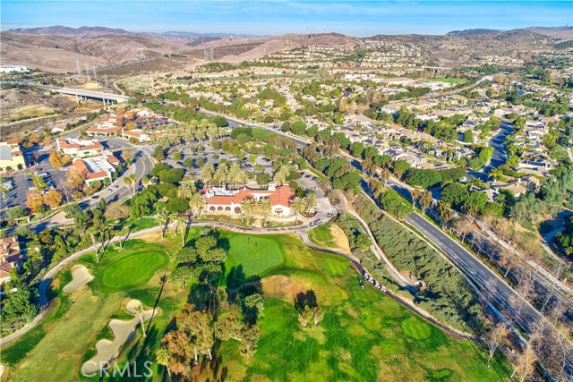 33 Via Armilla, San Clemente CA: https://media.crmls.org/medias/115a5fa5-9451-4bdd-be9f-8c819ccff5d0.jpg