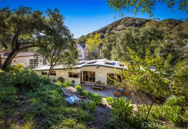 Detail Gallery Image 53 of 54 For 2820 E Chevy Chase Dr, Glendale,  CA 91206 - 2 Beds | 2 Baths