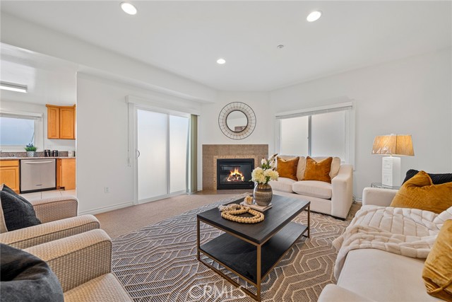 Detail Gallery Image 6 of 19 For 1207 Del Rey Ave, Pasadena,  CA 91107 - 3 Beds | 2/1 Baths