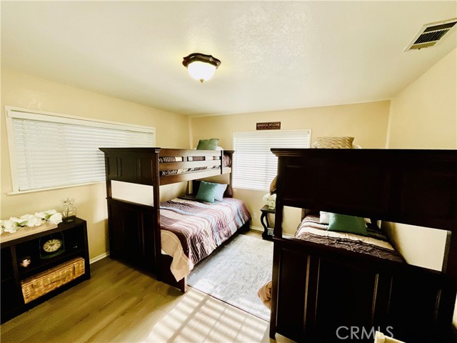 10195 Shangri La Avenue, Hesperia CA: https://media.crmls.org/medias/115cb879-00a4-4588-9a71-487cd5abea86.jpg