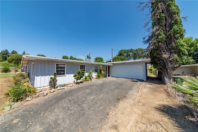 16467 Mckeever Street photo 3