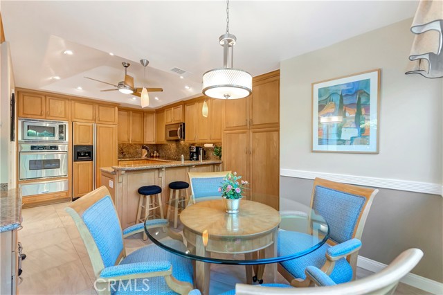 19362 Maidstone Lane, Huntington Beach CA: https://media.crmls.org/medias/115d3417-bed9-4ba8-b124-b8f58dad786d.jpg