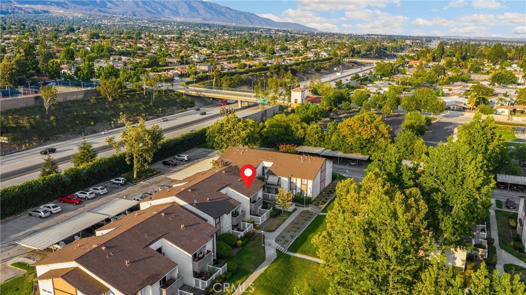https://media.crmls.org/medias/115d74c6-e870-4535-8e60-e8b4a7730ae3.jpg?preset=X-Large
