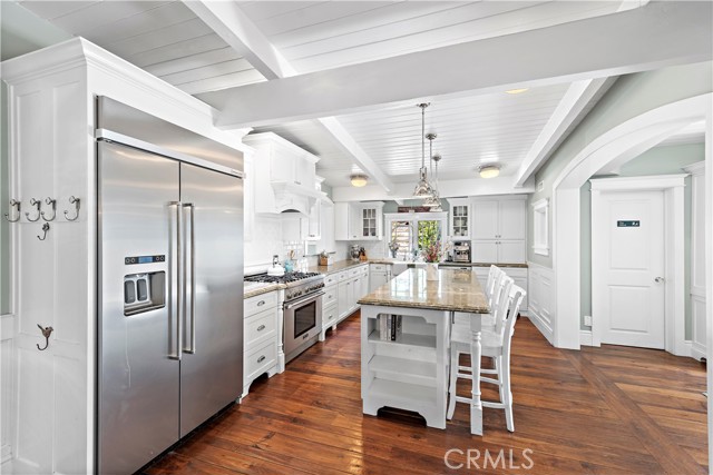 2830 Chateau Way, Laguna Beach CA: https://media.crmls.org/medias/115dc29b-721a-4c9d-9f91-be9b96548994.jpg