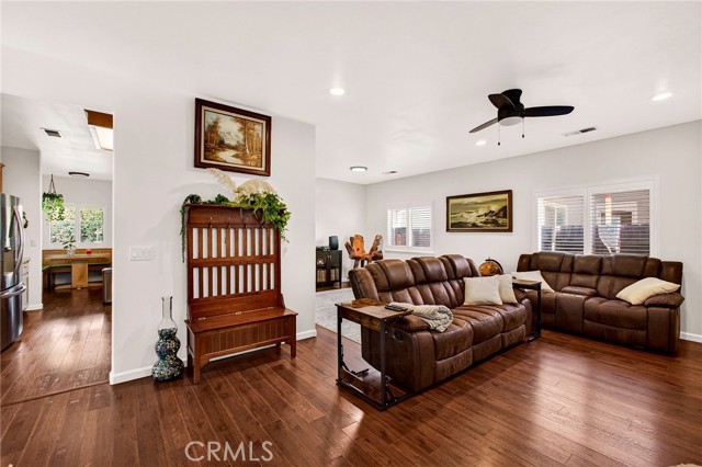 Detail Gallery Image 5 of 69 For 1035 W Walnut St, Willows,  CA 95988 - 4 Beds | 2 Baths