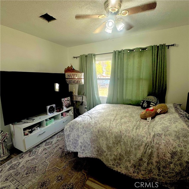 Detail Gallery Image 11 of 41 For 5642 Babb Ave, Riverside,  CA 92503 - 3 Beds | 2 Baths