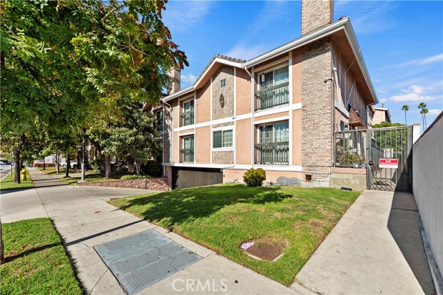 Detail Gallery Image 7 of 46 For 147 W Acacia Avenue Unit#104, Glendale,  CA 91204 - 2 Beds | 2/1 Baths