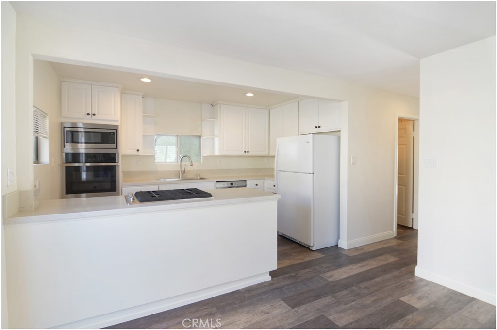 MLS #OC25246159 image #10