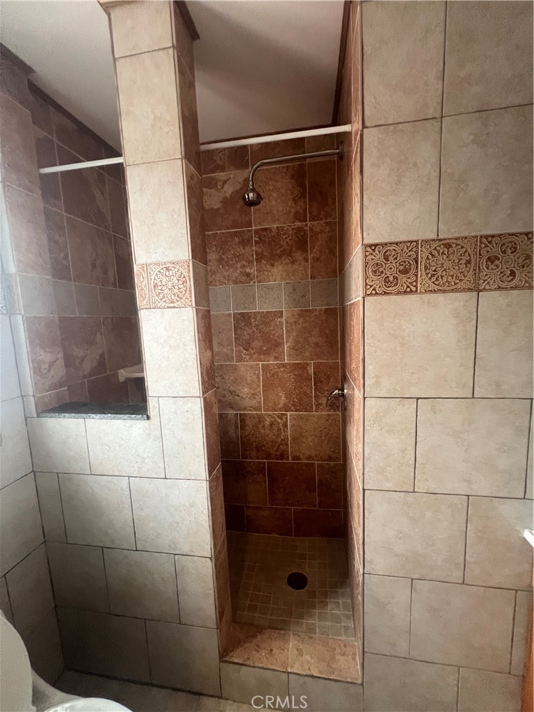 https://media.crmls.org/medias/1160e315-9ea8-4e53-8bc5-75d1d64b7830.jpg?preset=X-Large