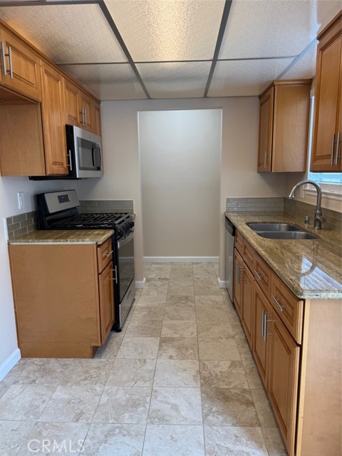 Detail Gallery Image 5 of 24 For 1115 Clark St, Riverside,  CA 92501 - 2 Beds | 1/1 Baths