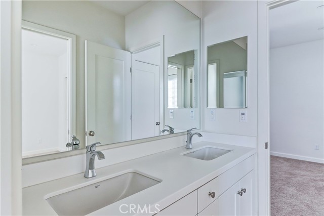 Detail Gallery Image 45 of 49 For 158 Falcon, Irvine,  CA 92618 - 4 Beds | 3/1 Baths