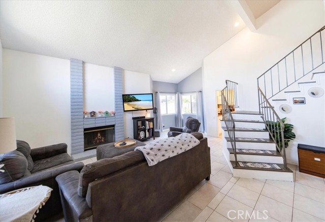 29870 Corte Cruzada, Menifee CA: https://media.crmls.org/medias/1162390d-d06a-4164-9246-3d3232bfe9cc.jpg