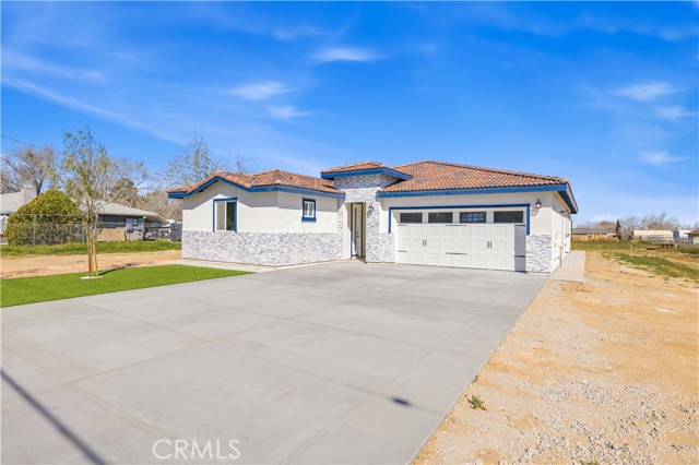 Detail Gallery Image 2 of 30 For 9827 E Avenue S2, Littlerock,  CA 93543 - 4 Beds | 3 Baths