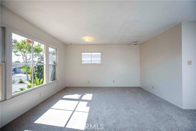 19205 Entradero Avenue, Torrance CA: https://media.crmls.org/medias/1162e815-83c3-4d86-aee6-254fea25544d.jpg