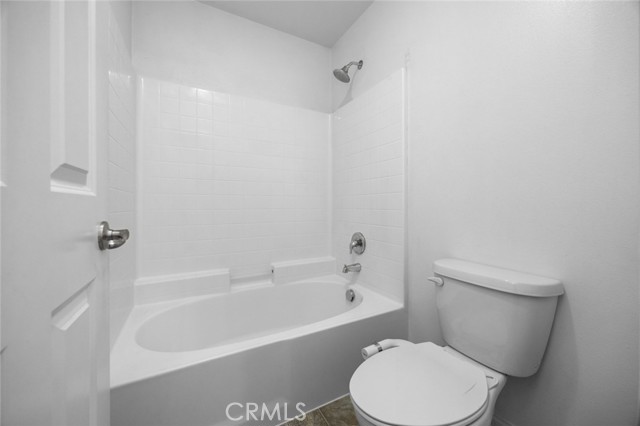 16059 Nature Trail, Chino CA: https://media.crmls.org/medias/11635e06-9266-4840-9c07-714ea82415d7.jpg